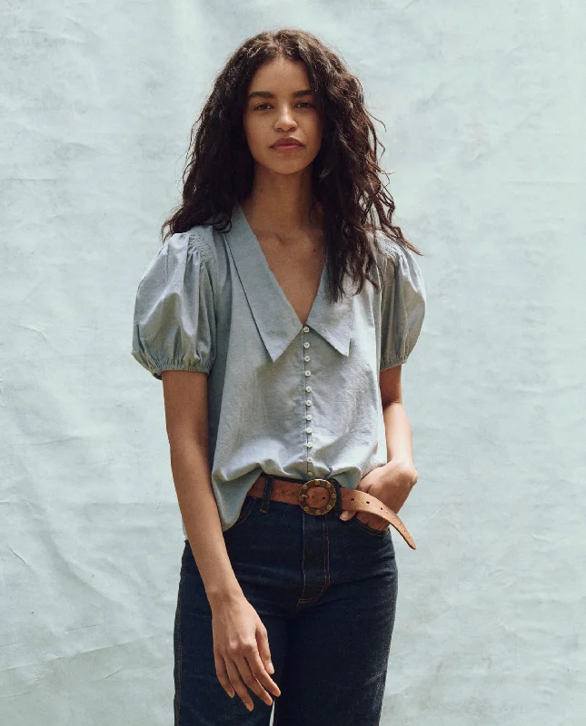 The Fairway Top. -- Light Chambray Stylish Men's Tropical 