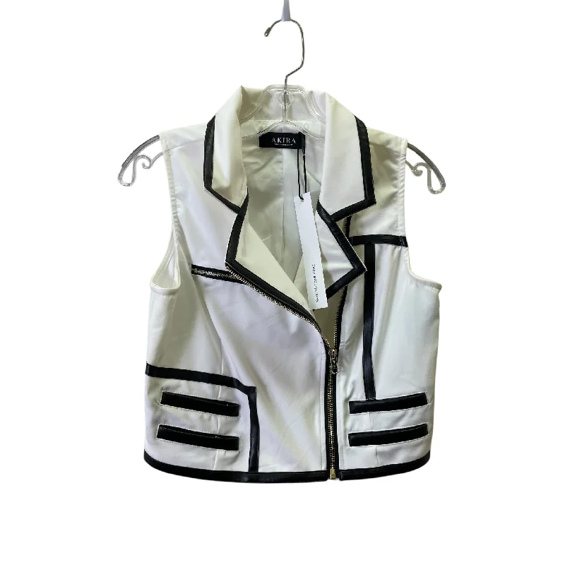 Vest Other By Akira In White, Size:M Sporty Men's Tennis