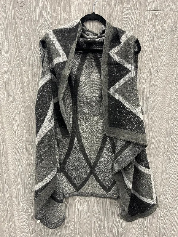 Vest Sweater By Clothes Mentor In Grey, Size: Osfm Sophisticated Men's French