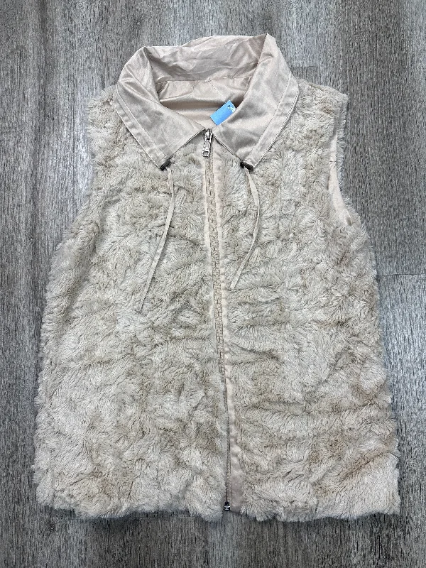 Vest Faux Fur & Sherpa By Clothes Mentor In Tan, Size: Xs Traditional Men's Country