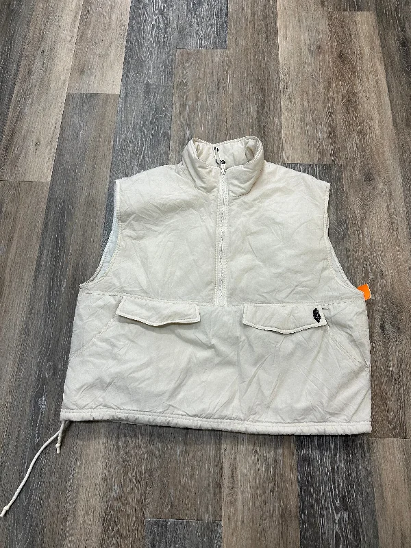 Vest Puffer & Quilted By Free People In White, Size: L Hip Men's Retro