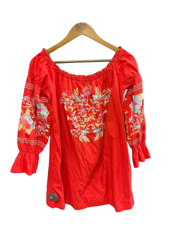 Top Long Sleeve By Free People  Size: S Artistic Men's Hand