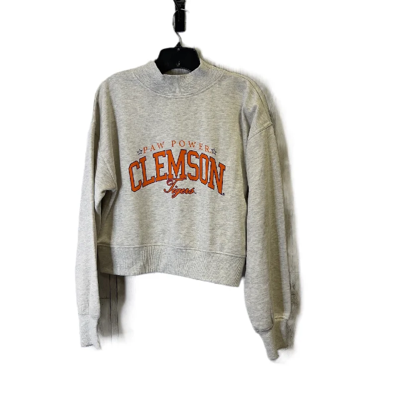 Sweatshirt Crewneck By Clothes Mentor In Grey, Size: M Dapper Men's 1920S