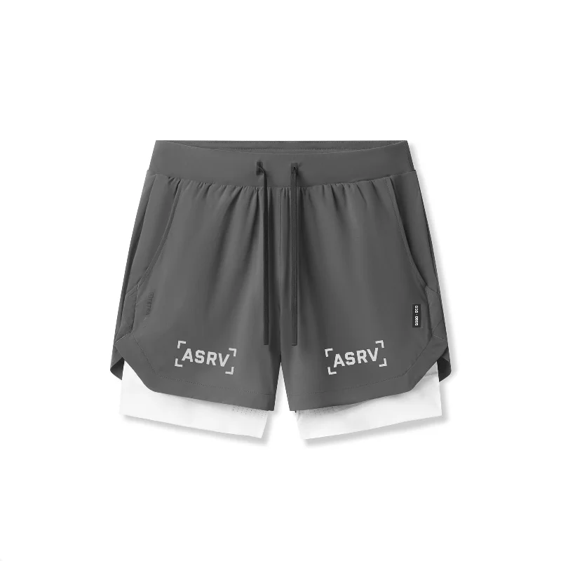 0865. Tetra-Lite® 5" Liner Short - Space Grey "Bracket"/White Artistic Men's Hand
