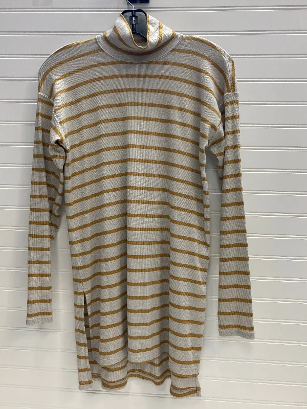 Top Long Sleeve By Anthropologie  Size: Xs Sporty Men's Tennis