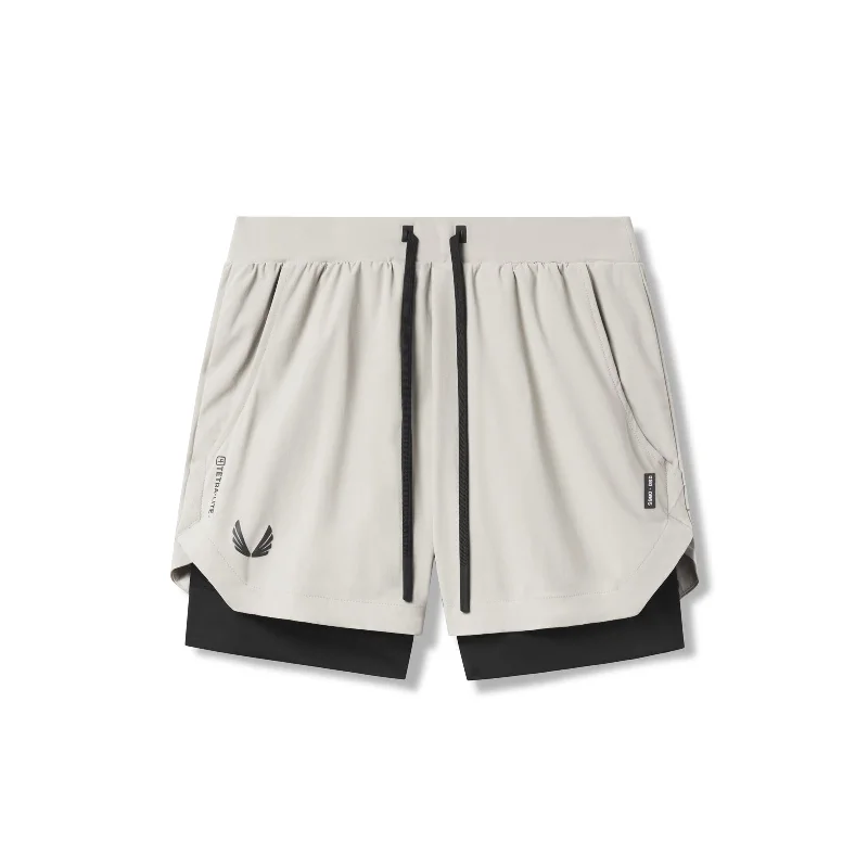 0865. Tetra-Lite® 5" Liner Short - Stone "Wings"/Black Trendy Men's Scandinavian