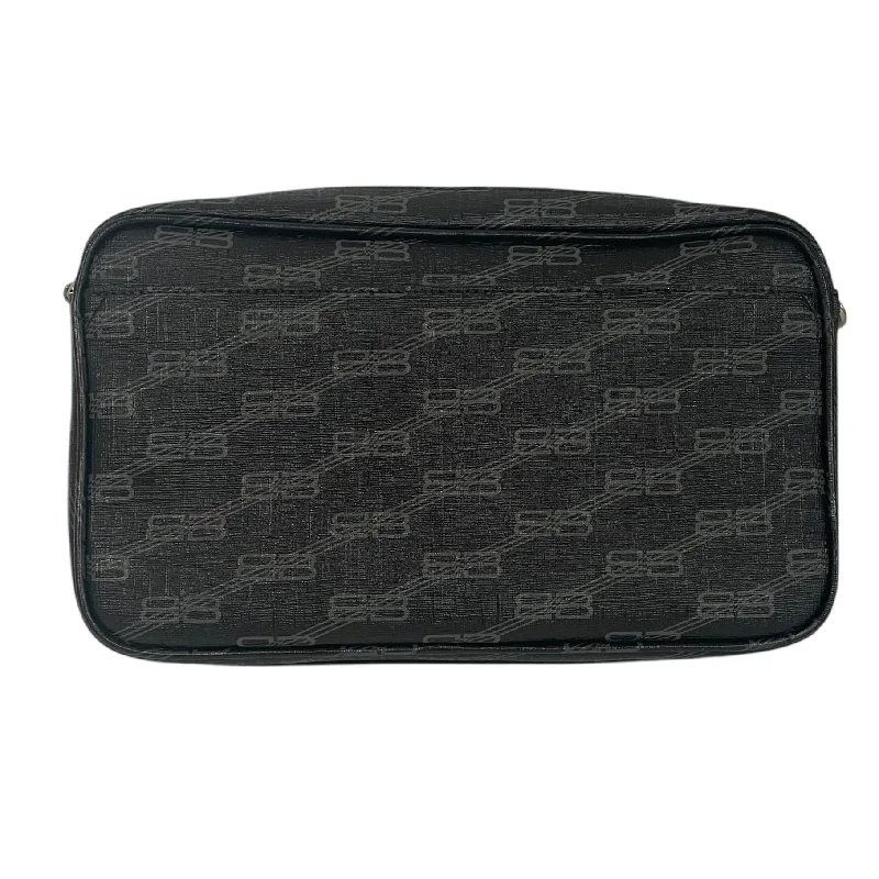 BALENCIAGA/Cross Body Bag/All Over Print/Leather/BLK/BB monogram camera bag Relaxed Men's Beach