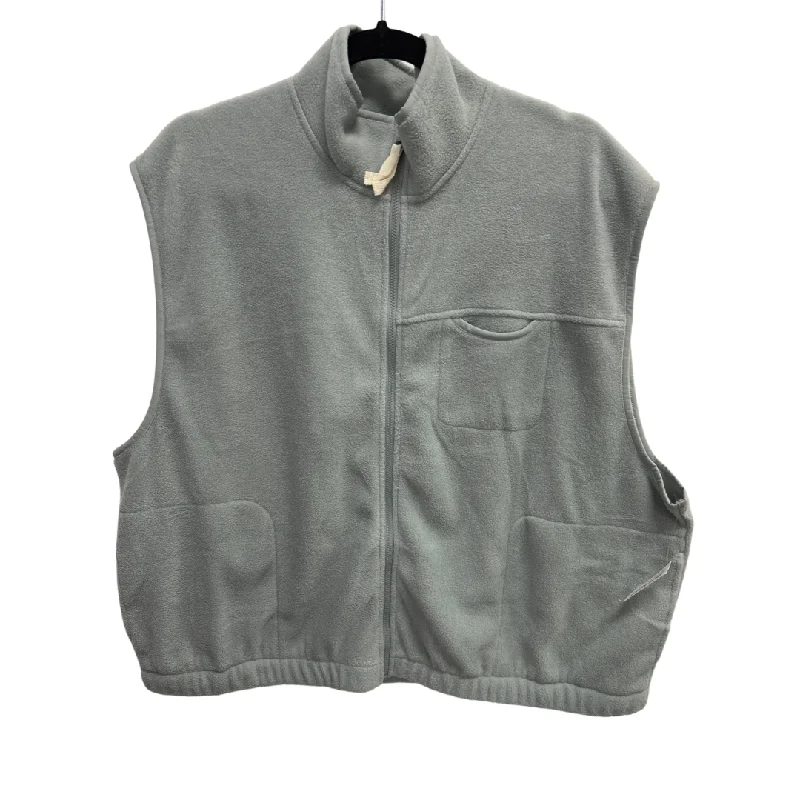 Vest Faux Fur & Sherpa By Old Navy In Green, Size: Xl Trendy Men's Scandinavian